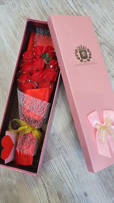 Букет от вечни рози!