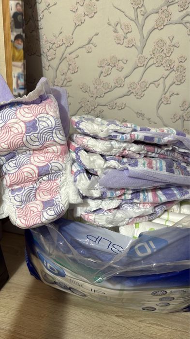 Продам памперсы