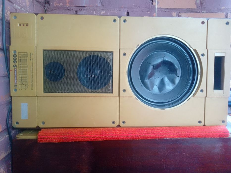 Колонки с усилителем