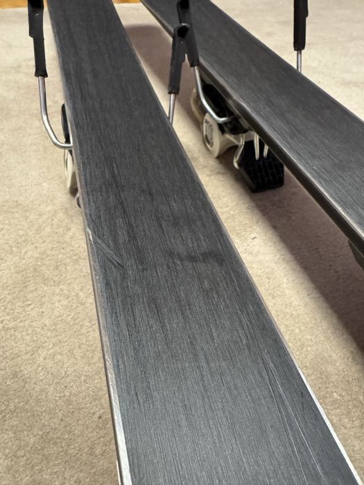 Rossignol Famous 8 156см + автомати Look