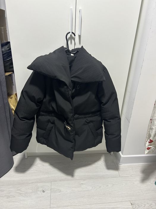 Продам женскую куртку