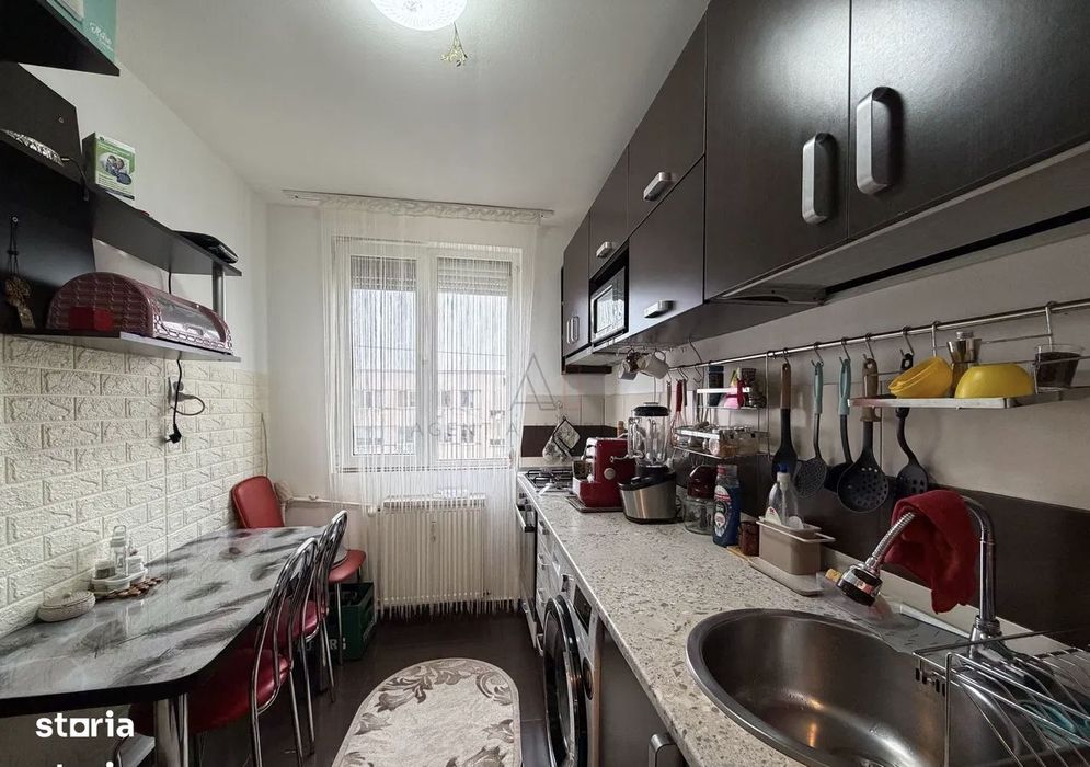 SUPER OPORTUNITATE!!! Apartament 3 camere, vedere panoramica!