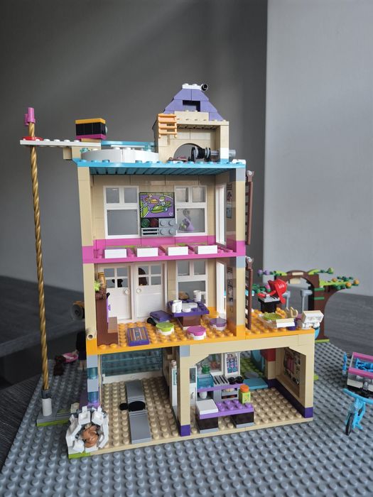 LEGO Friends – Căsuța Prieteniei (Set 41340) – 722 piese. Pret 300 lei