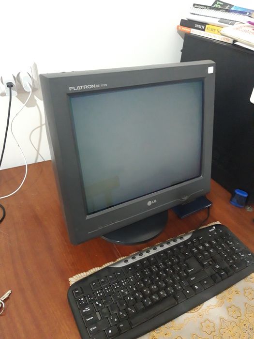 Kompyuter uchun manitori