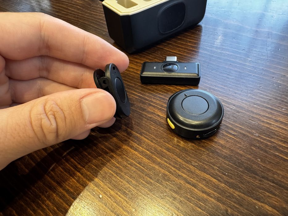 Безжични микрофони за телефон – комплект с кейс и USB-C приемник
