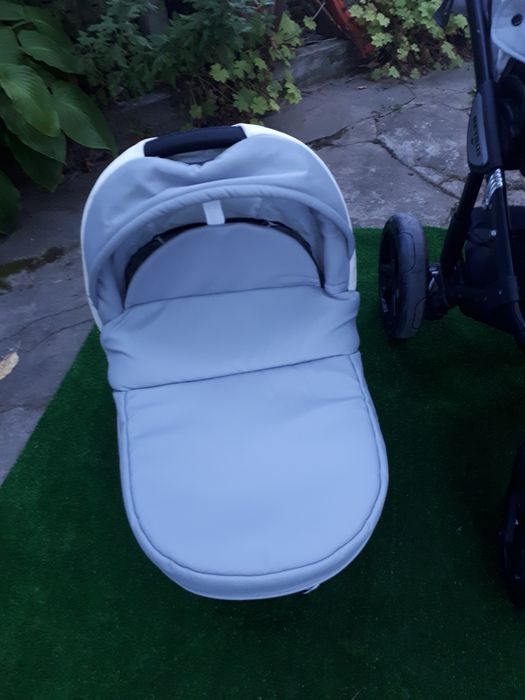 Количкa Retrus Milano