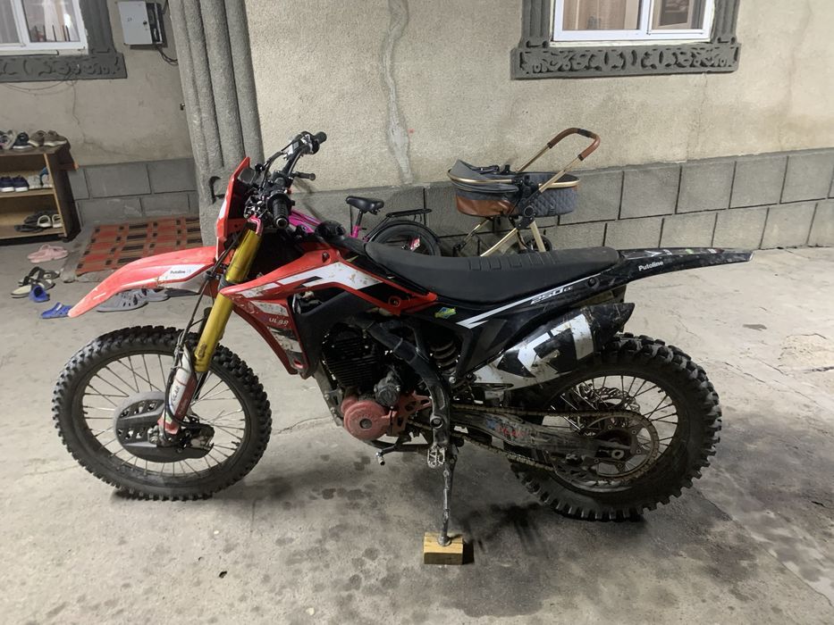 Продам эндуро 250 куб