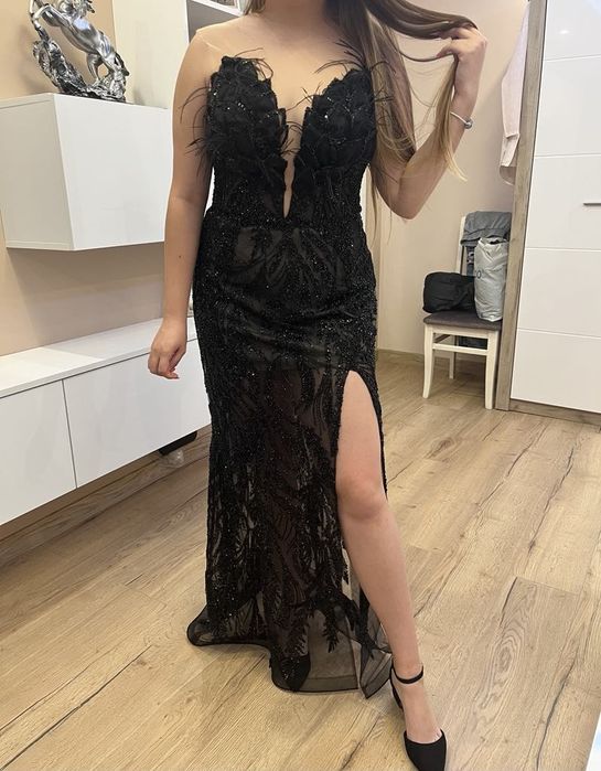 Бална черна дантелена рокля