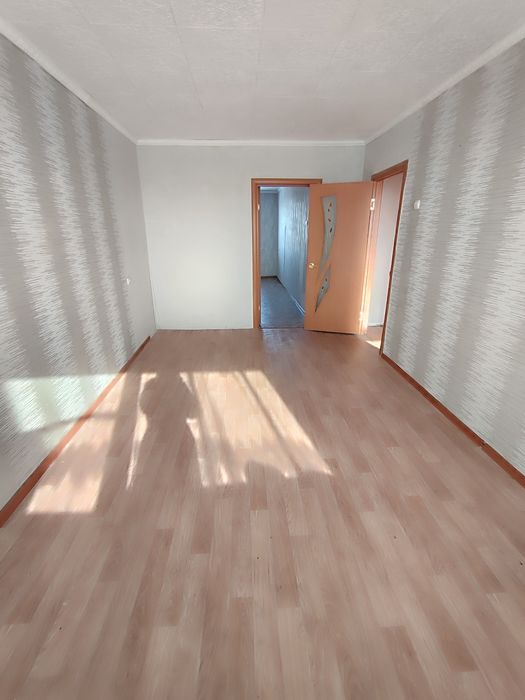 Продается 2-комн (6-50, 5 эт)