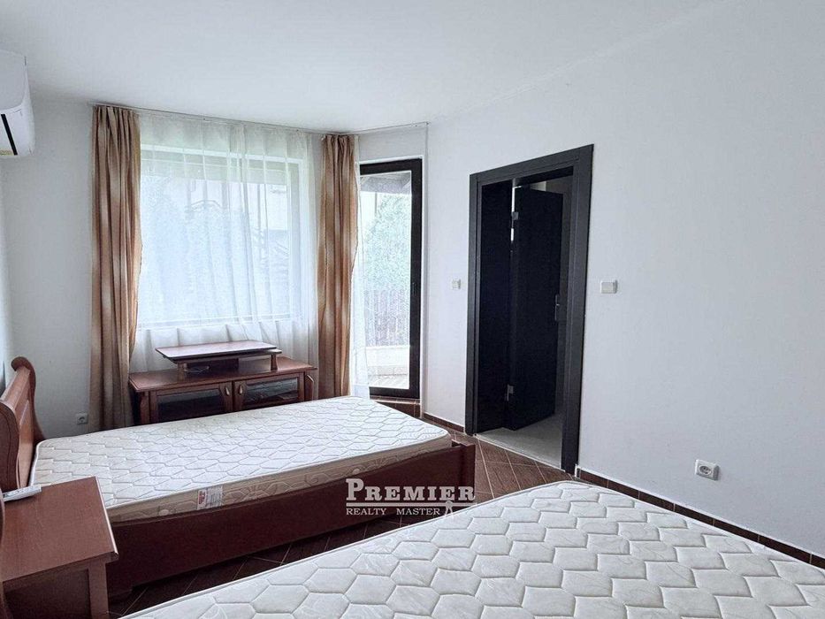 Просторен тристаен апартамент