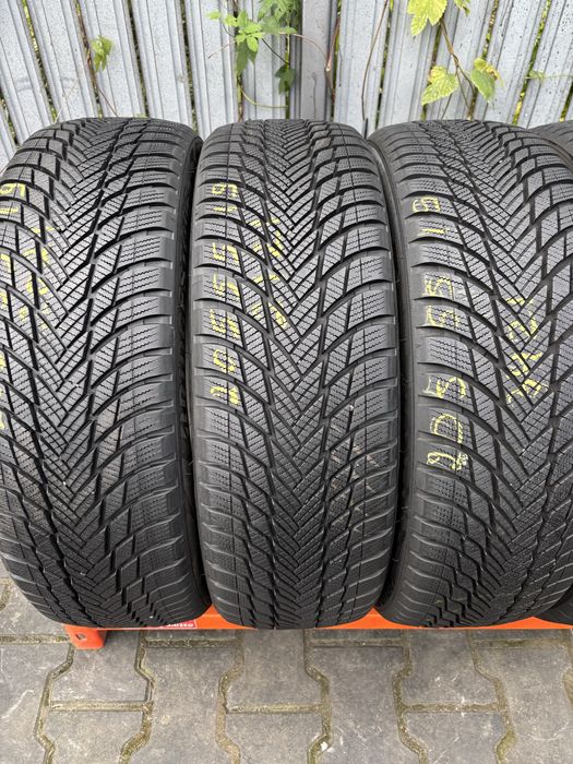 Anvelope Iarna 205/55/19 Bridgestone Blizzak LM001 205 55 19 R19