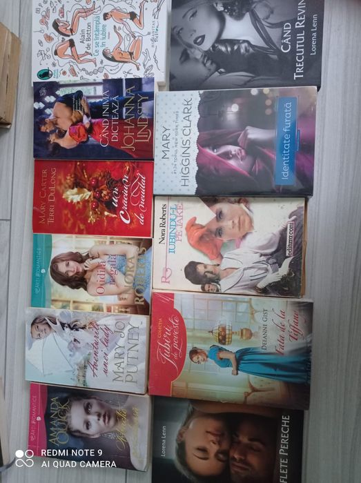 Vând urgent cărți romantice 5  lei bucata