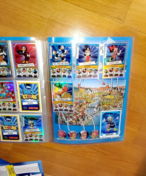 Папка за колекционерски карти Topps Disney Duck Stars