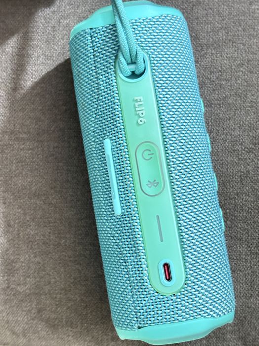 Vand boxa JBL flip 6