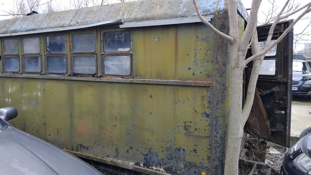 Продавам работещ СТРУГ