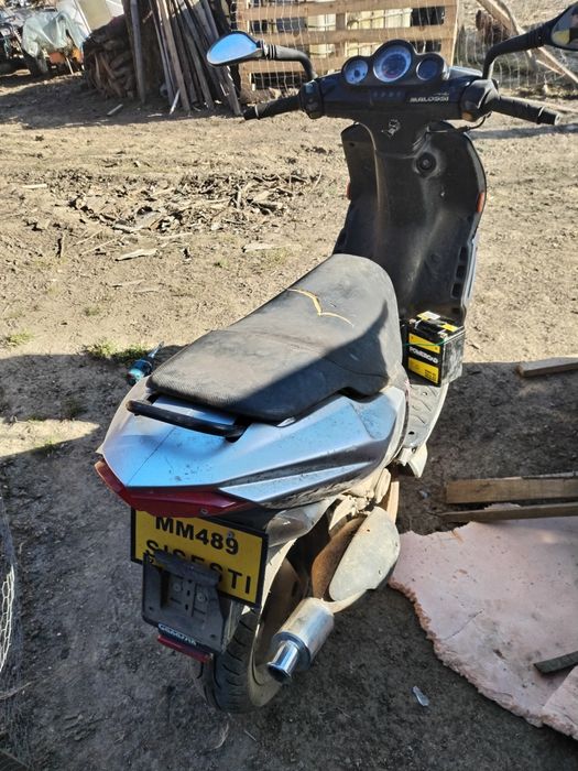 Vând scuter peugeot speed fight 2