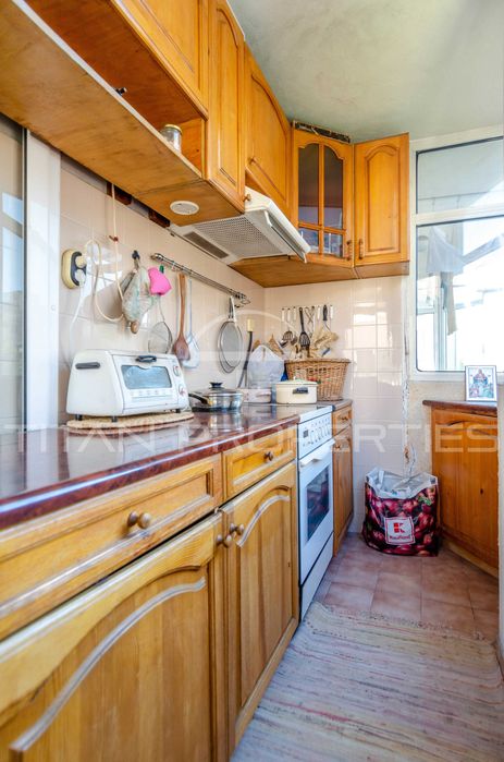 Продава се Тристаен апартамент в Пловдив, Каменица 1 - 76 кв.м за 1777 €/кв.м - Снимка #3