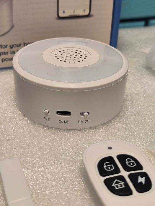 AGSHOME Безжична WiFi Алармена Система с 120dB Сирена и 5 Сензори