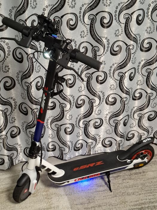 Trotineta electrica aprilia