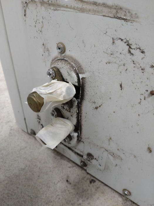 Климатик Tesla 18