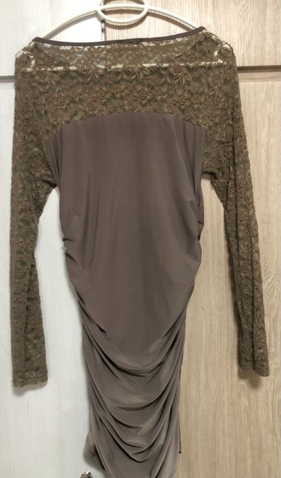 Рокли  с дантела и тип балон