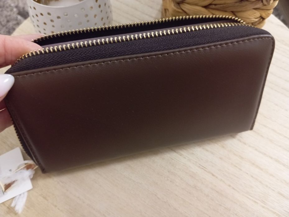 Дамско портмоне Ново с етикет