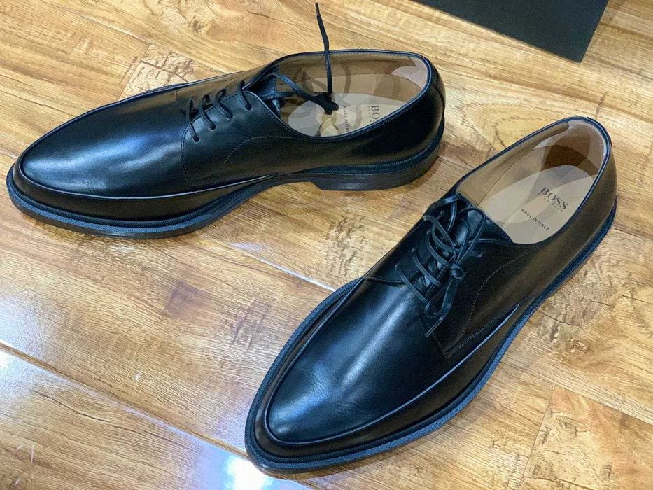 Hugo Boss кожаные туфли-дерби Италия РАЗМЕР 43