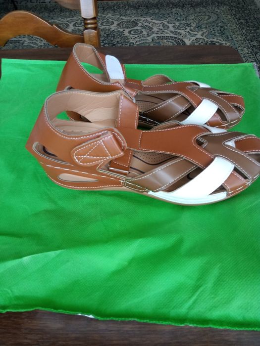 Новые туфли нарядные