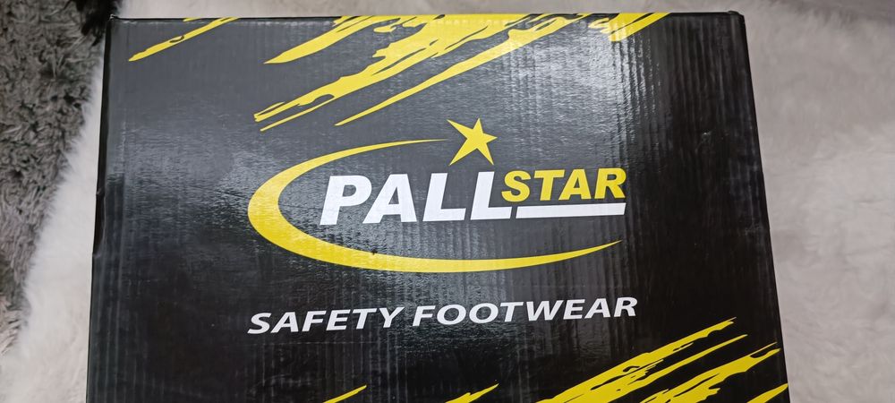 Работни сандали с метално бомбе