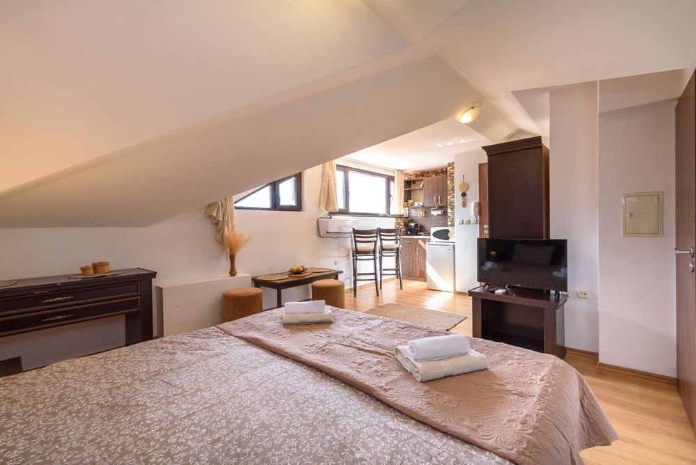 Продава се Едностаен апартамент в Банско - 32 кв.м за 1438 €/кв.м - Снимка #3