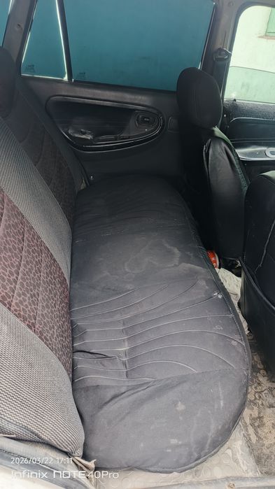 Mashina sotiladi arzon narxda