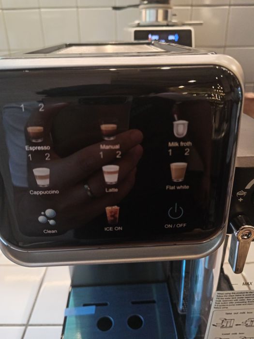 Kofe apparat universal