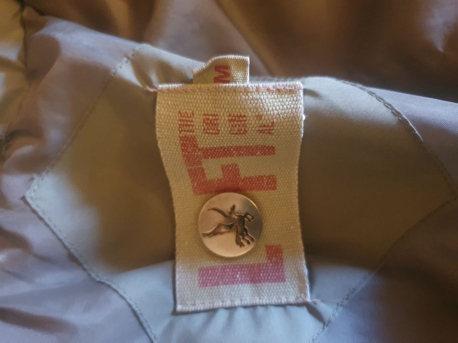 Продам куртку пуховик