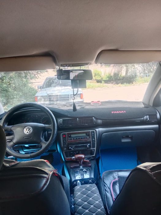 Машина пассат б5