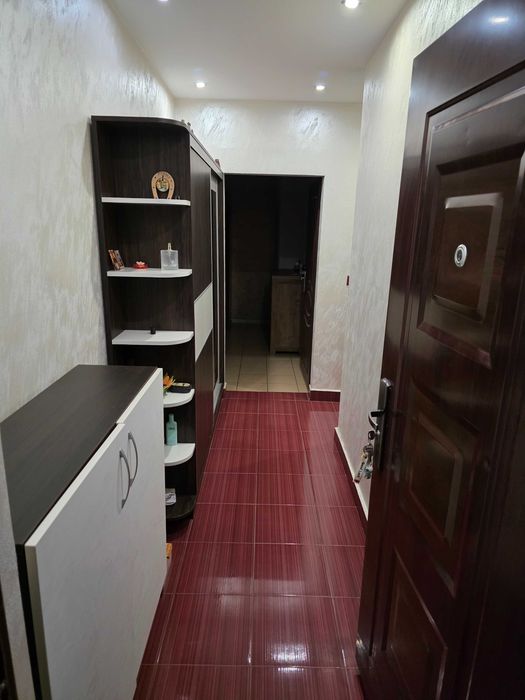 Продава се Двустаен апартамент в Казанлък - 70 кв.м за 729 €/кв.м - Снимка #1