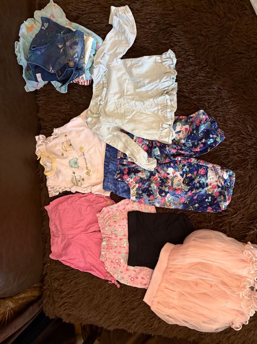 Отдам вещи на девочку 1-2 года