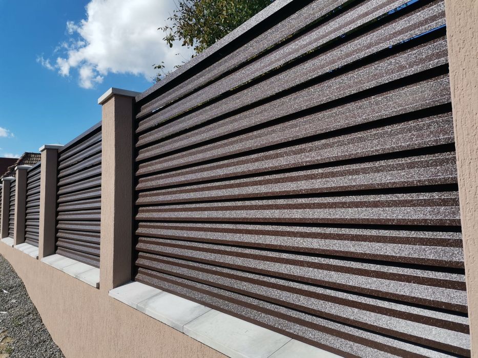 Producem Gard Luvru PLUS, jaluzele gard, lamele gard