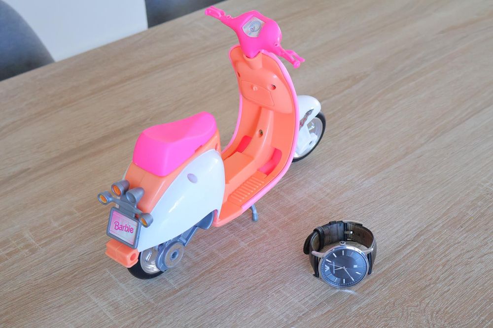 Scuter Barbie pentru papusi, jucarie copii