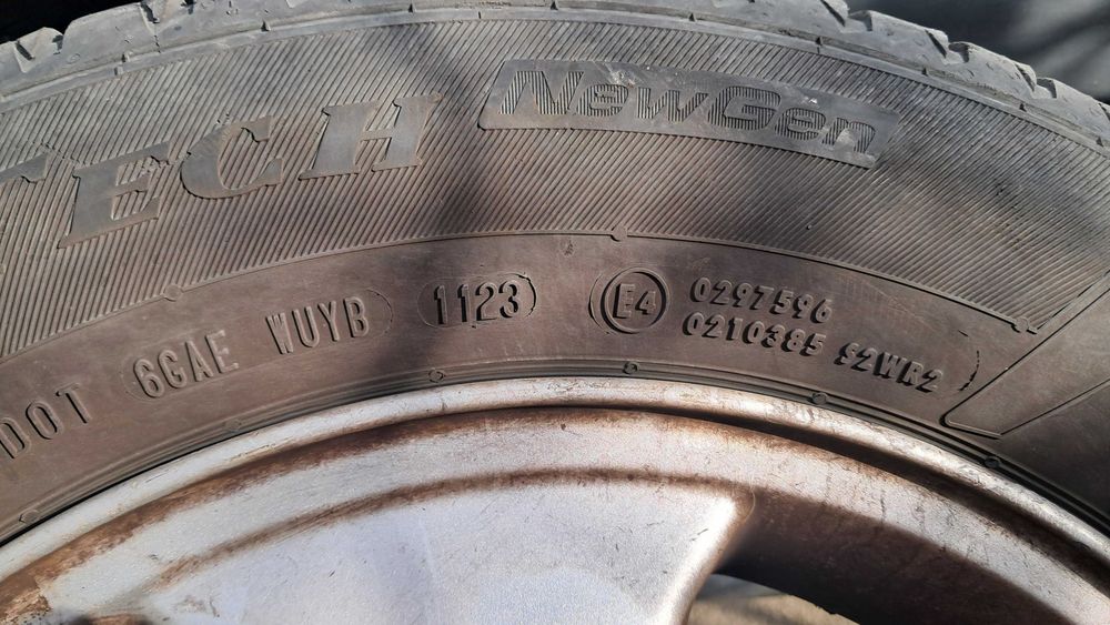 Летни гуми Викинг 195/65/15 със алуминиеви джанти за опел