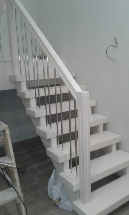 Лестницы двери дерево