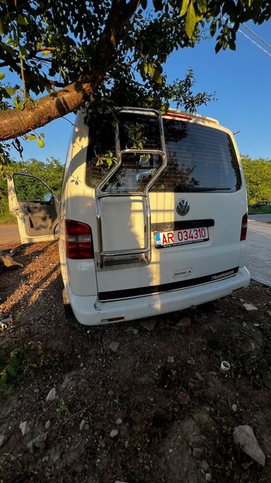 Volkswagen multivan T5 2.5 TDI