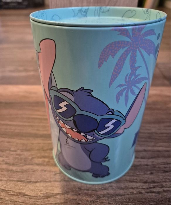 Касичка метална  .