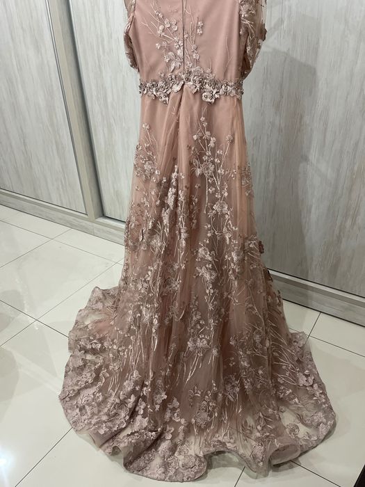 To’yda kiyishga libos ( dubai)