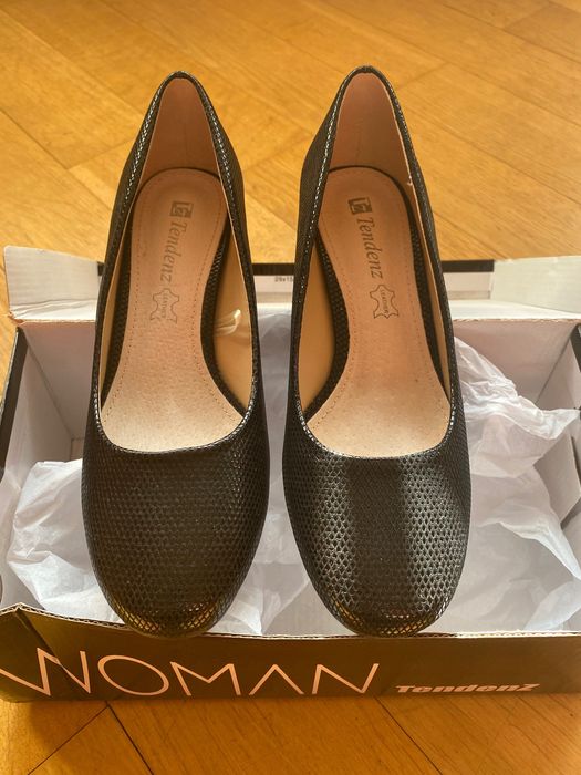 Дамски обувки нови