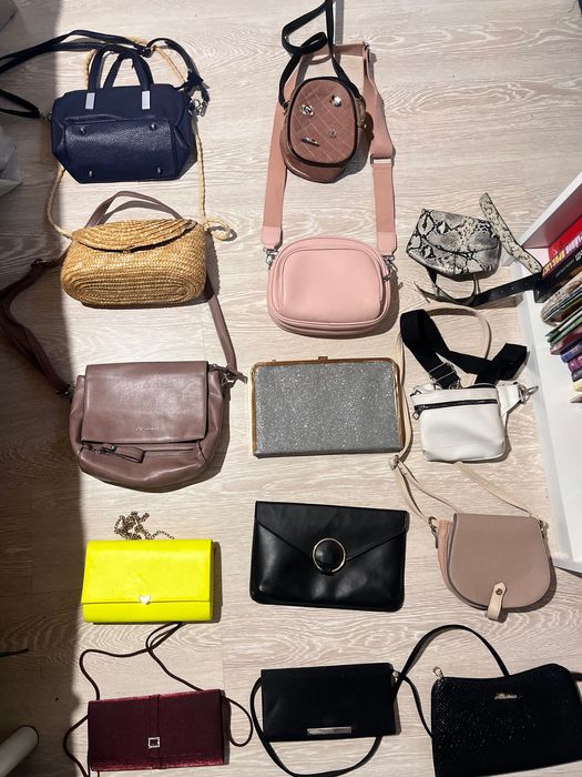 Огромен сет от дамски чанти