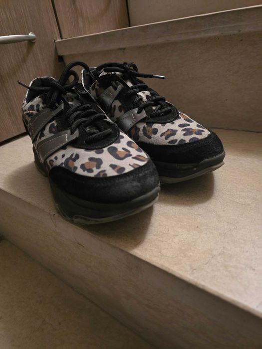 Дамски сникърси естествена кожа уникални