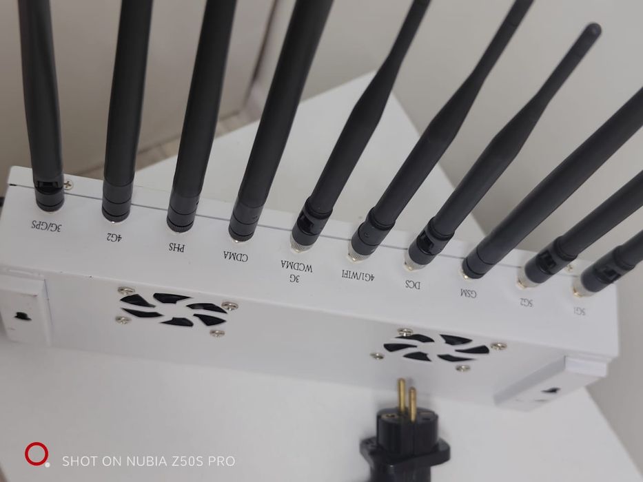 Подавитель глушилка связи