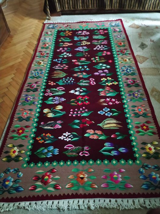 covor traditional  lana