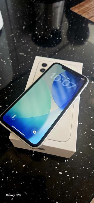 Vand iphone 11 64GB Atenție‼️Nu trimit prin Curier‼️