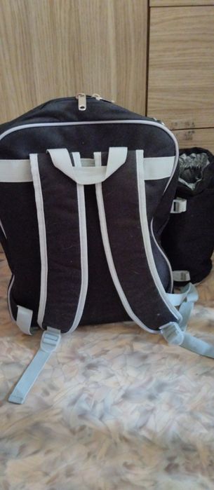 Продам термо-рюкзак с комплектом посуды для пикников